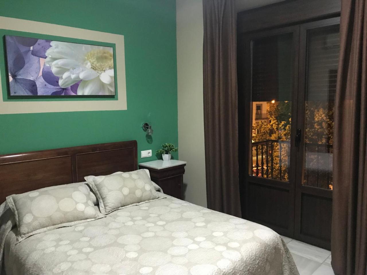 Hostal Puerta Carmona Seville Luaran gambar