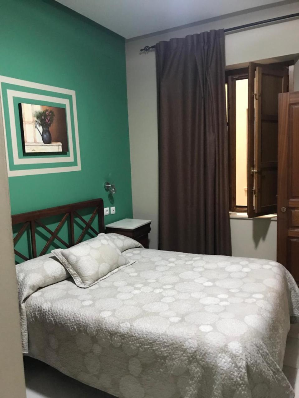 Hostal Puerta Carmona Seville Luaran gambar