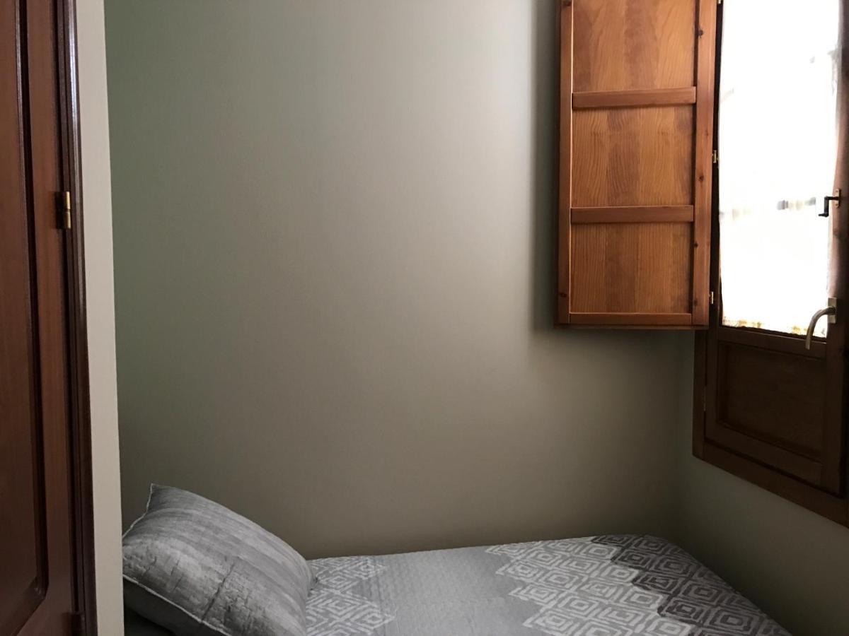 Hostal Puerta Carmona Seville Luaran gambar